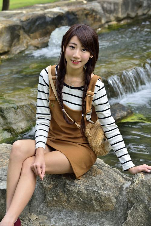 国产极品白嫩精品月间禁欲